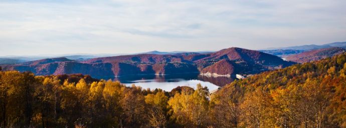 Solina jesienią Solina jesienią